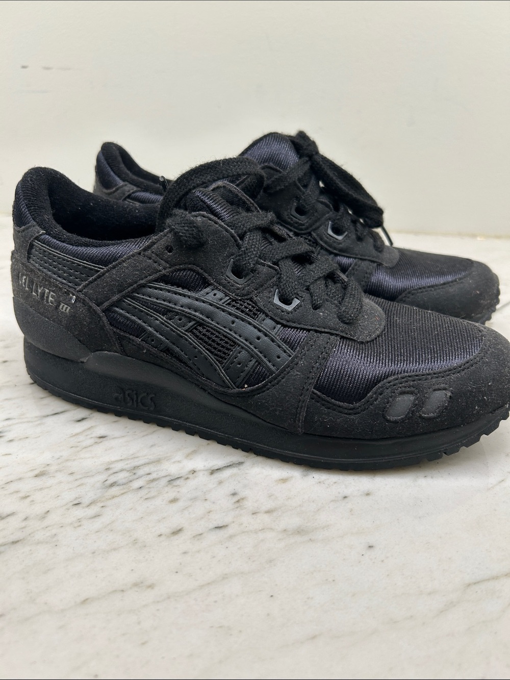 Asics Kids Black Classic GEL-Lyte Sneaker